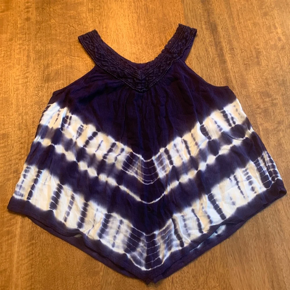 Tie-dye handkerchief top big girls size 12.